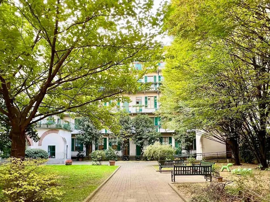 Garden View, Free Parking And Checkout In The Afternoon Διαμέρισμα Μιλάνο